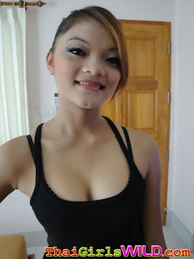 Thai girl self shot-hot porno