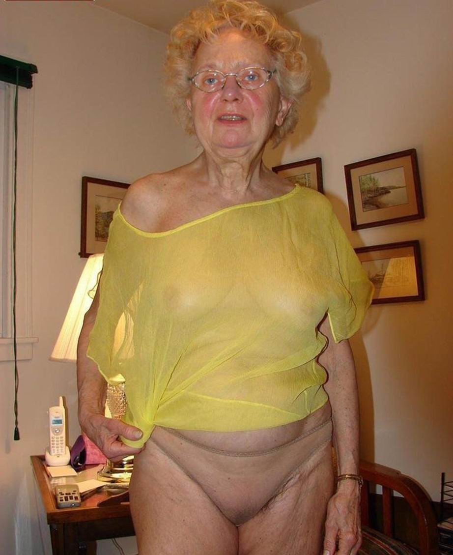 old grannie amateur nude