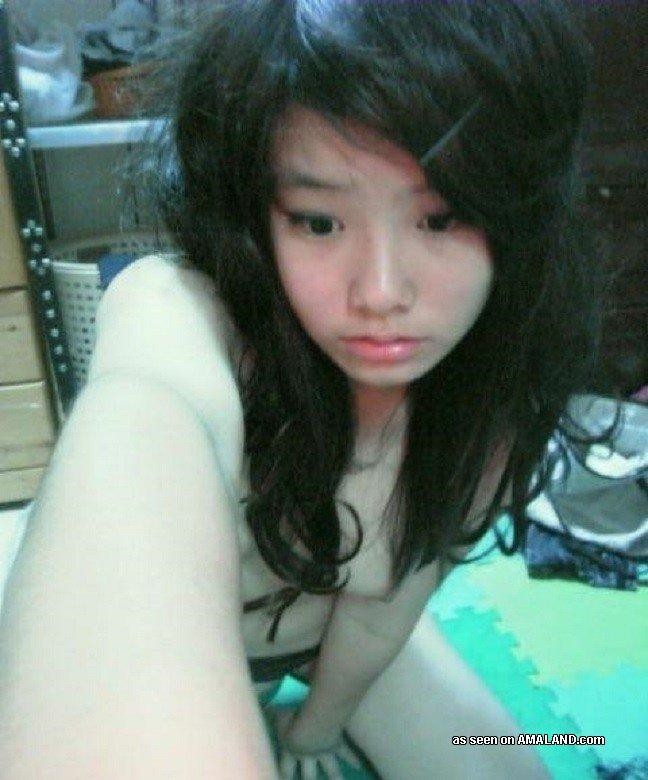 Amateur Asian Teen Nude